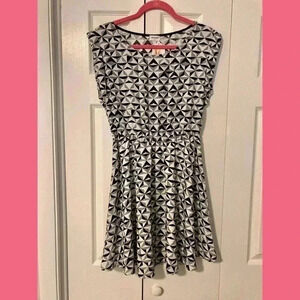 Elorie Geometric Print Dress